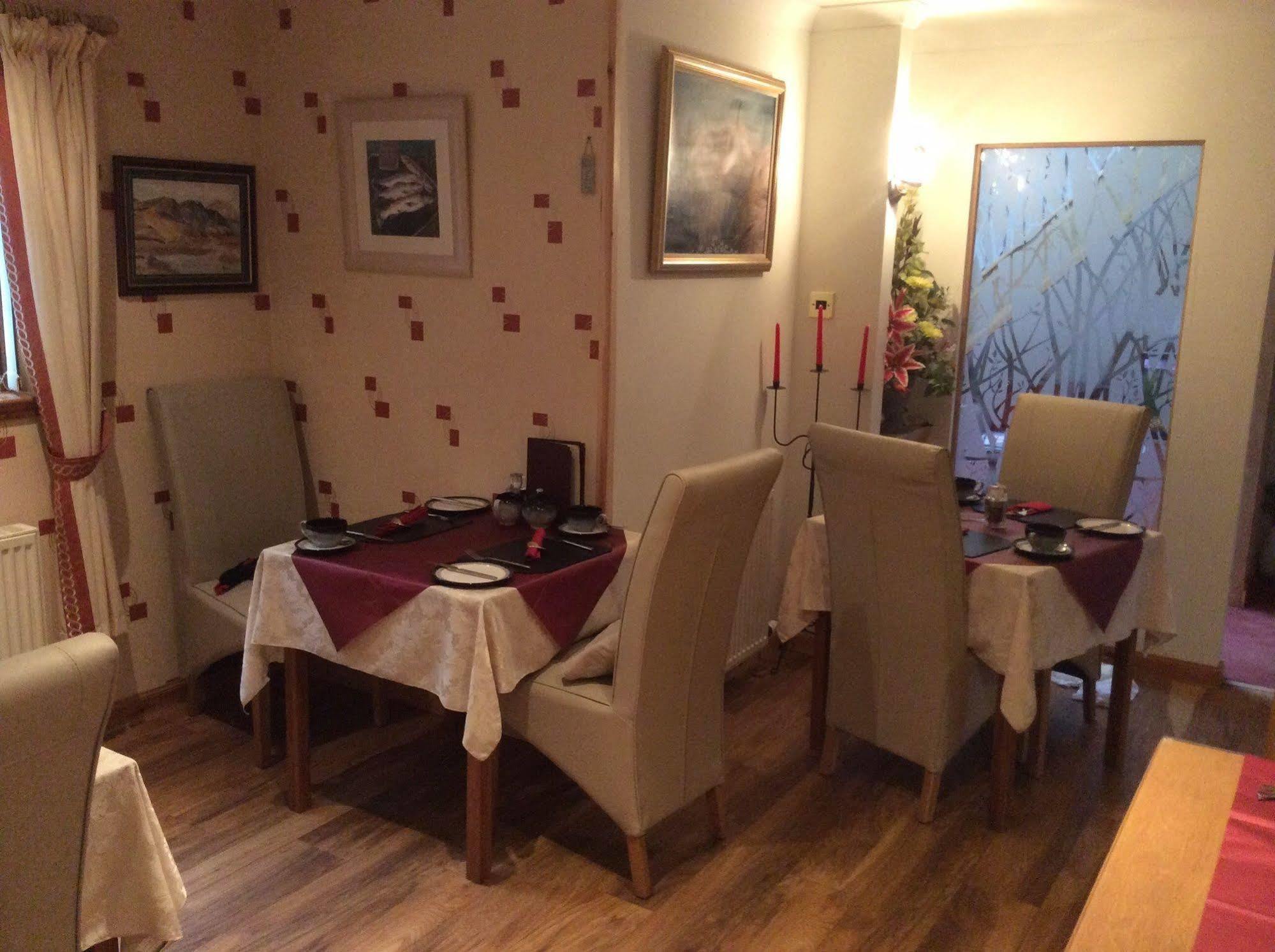 Castleview Bed & Breakfast Dufftown Extérieur photo
